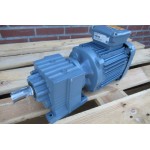 260 RPM 1,1 kW Asmaat 25 mm IE3. Unused
